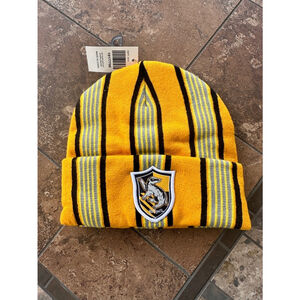Unisex BoxLunch Yellow Black Striped Beanie Hat OSFA